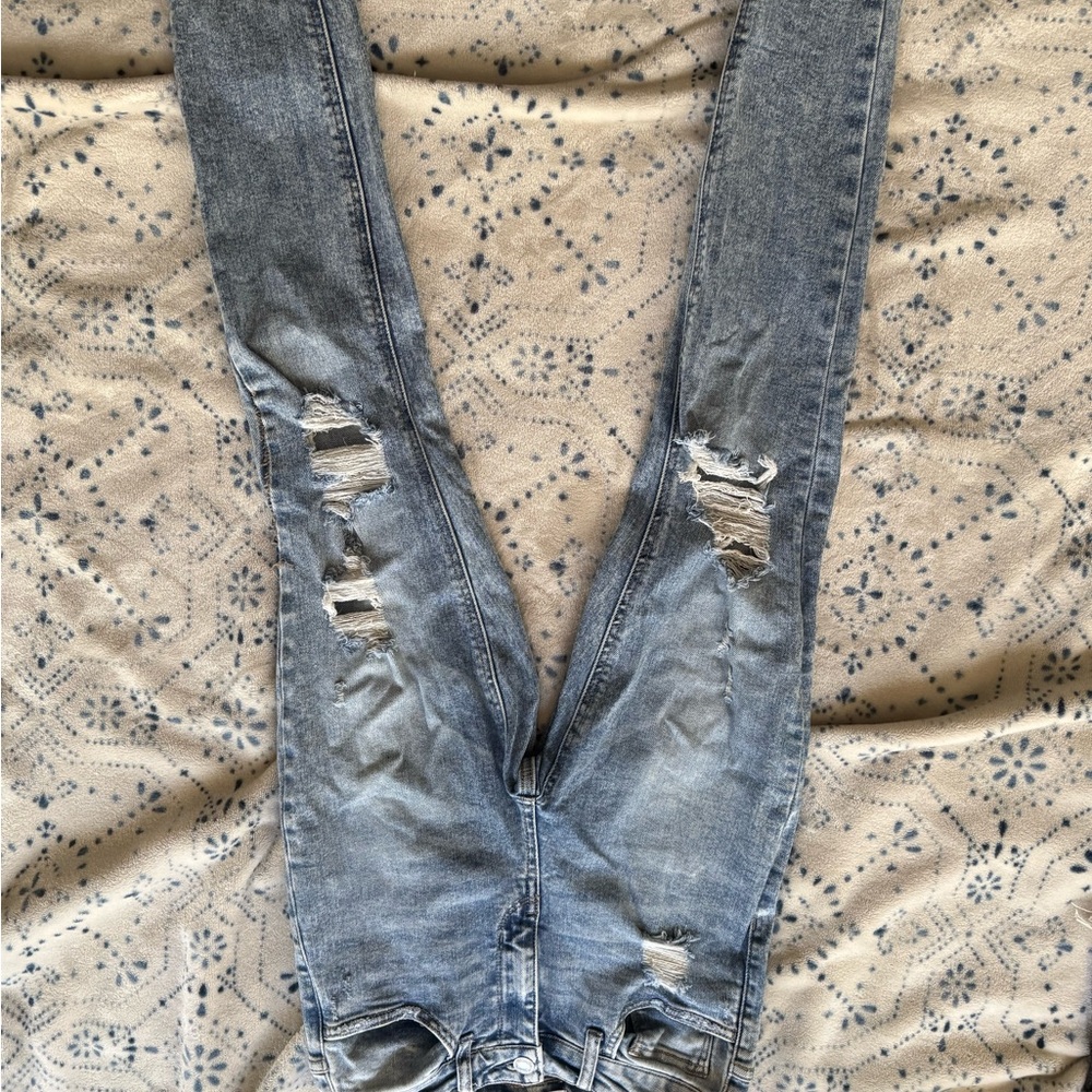 VERVET BY FLYING MONKEY Light Blue Distressed Skinny Jeans
